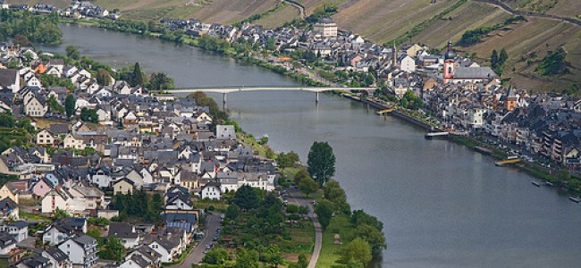 Langs Mosel-elven Langs Mosel-elven